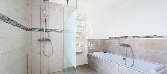 Casa de 4 dormitorios en Pusignan, France No. 339093 18