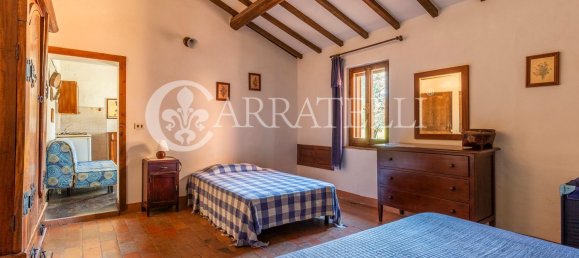 40 rooms House in Castiglione del Lago, Italy No. 46309 33