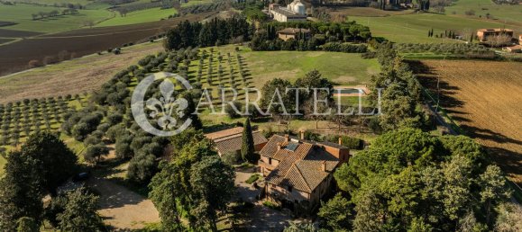 40 rooms House in Castiglione del Lago, Italy No. 46309 6