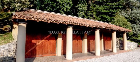 Villa de 11 divisões em Eupilio, Italy N.º 223055 19