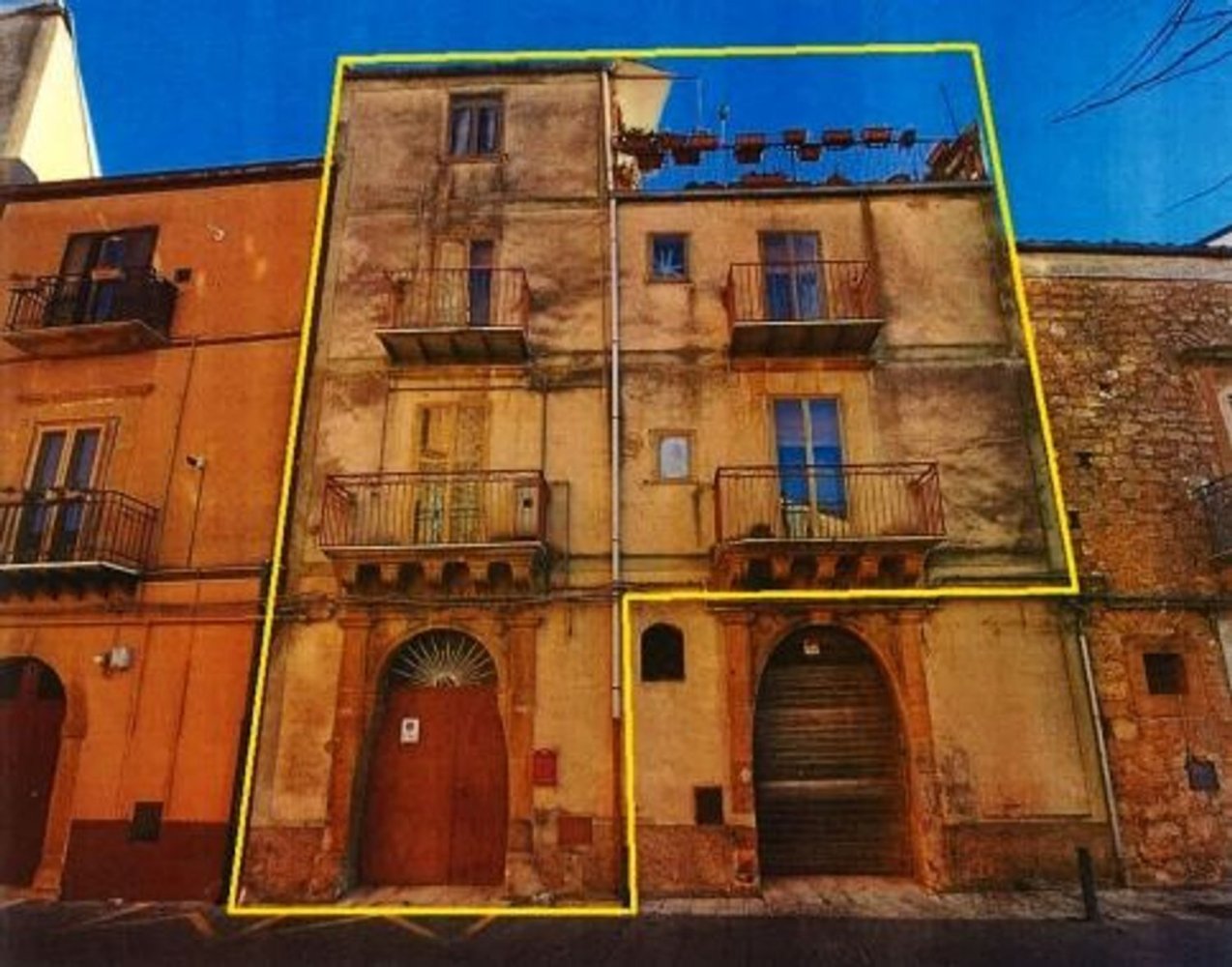 8 bedrooms Villa in Piazza Armerina, Italy No. 403856