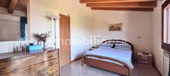 Casa de 3 dormitorios en Boschi Sant'Anna, Italy No. 360605 11