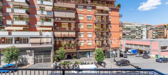 3 Schlafzimmer Wohnung in Rome, Italy, Nr. 257572 3