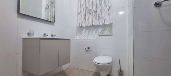 Apartamento de 3 dormitorios en Swieqi, Malta No. 3007 6
