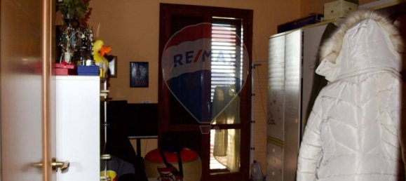 4 Schlafzimmer Wohnung in Bronte, Italy, Nr. 66440 7