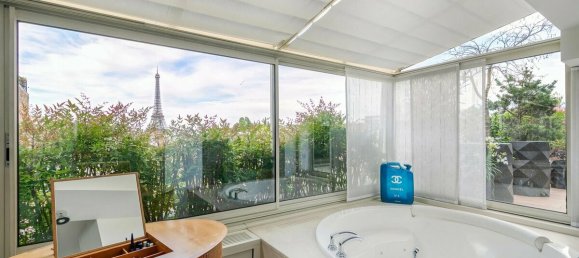 4 bedrooms Apartment in Paris, France No. 171054 19