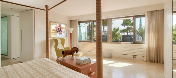 4 bedrooms Apartment in Paris, France No. 171054 8