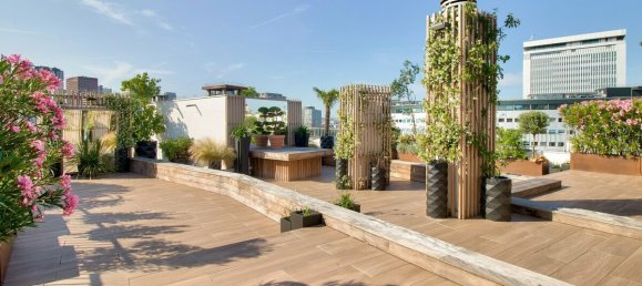 4 bedrooms Apartment in Paris, France No. 171054 11