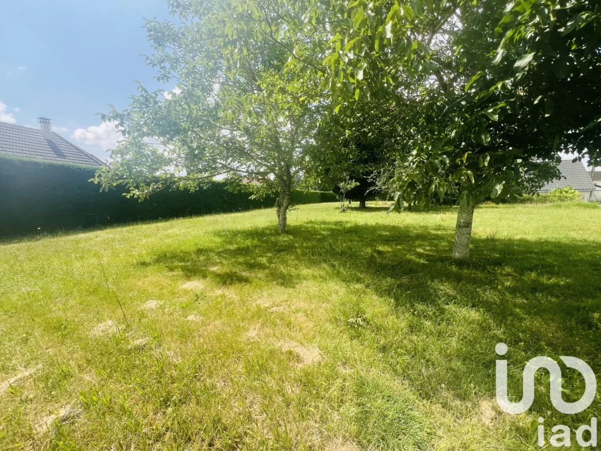 Земельный участок 1991м² в Шатонёф-сюр-Шер, Франция № 265426