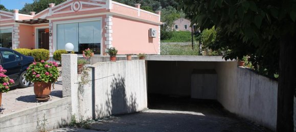 310m² Property in Corfu, Greece No. 7688 3