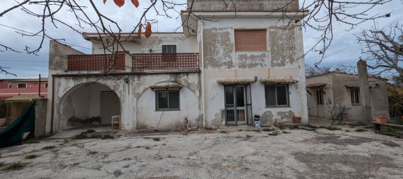 Villa de 6 divisões em Augusta, Italy N.º 68453 10