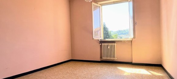 3-salle Appartement à Canelli, Italy No. 281641 6