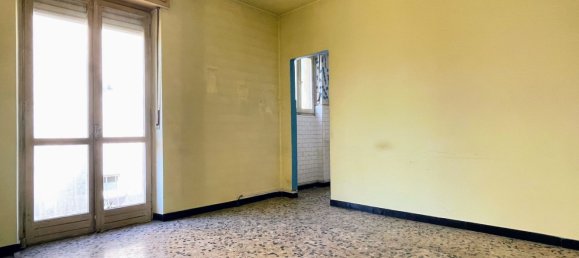 3-salle Appartement à Canelli, Italy No. 281641 2