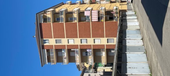 3-salle Appartement à Canelli, Italy No. 281641 10