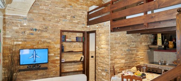 Квартира с 2 комнатами в Лечче, Италия № 283033 32