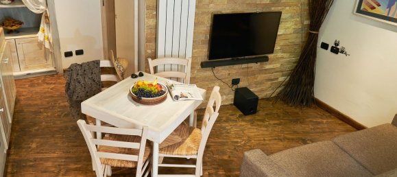 Квартира с 2 комнатами в Лечче, Италия № 283033 13