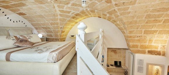 Квартира с 2 комнатами в Лечче, Италия № 283033 8