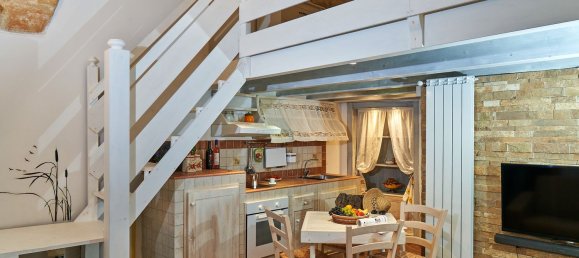 Квартира с 2 комнатами в Лечче, Италия № 283033 15