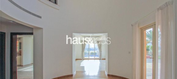 6 bedrooms Villa in Dubai Sports City, UAE No. 98698 5