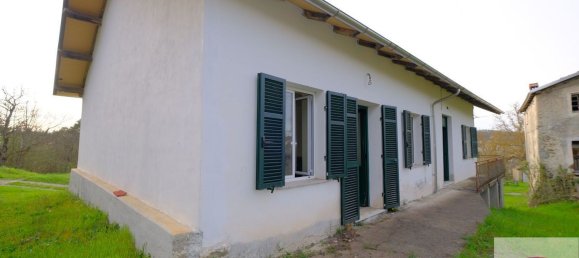 8غرفة منزل في Pareto, Italy رقم 150115 2