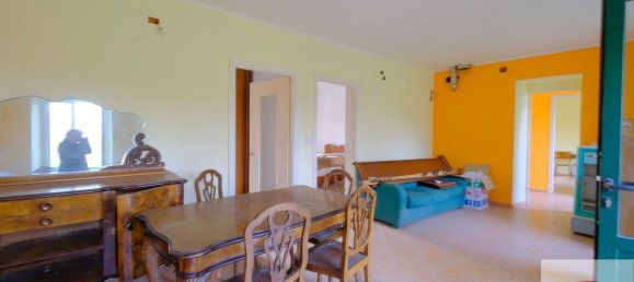 8غرفة منزل في Pareto, Italy رقم 150115 8