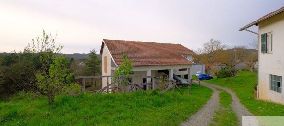 8غرفة منزل في Pareto, Italy رقم 150115 3