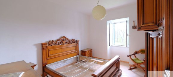 8غرفة منزل في Pareto, Italy رقم 150115 12