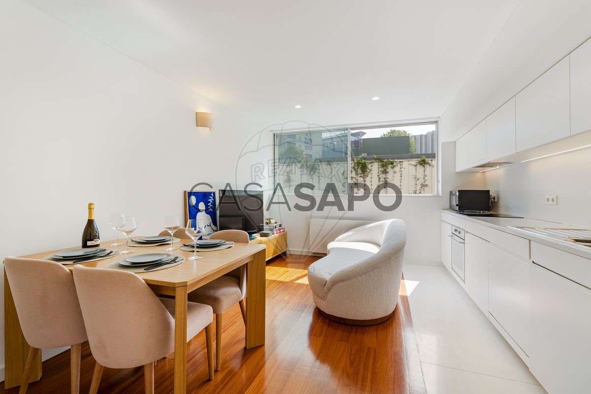 1 bedroom Apartment in Porto, Portugal No. 349076