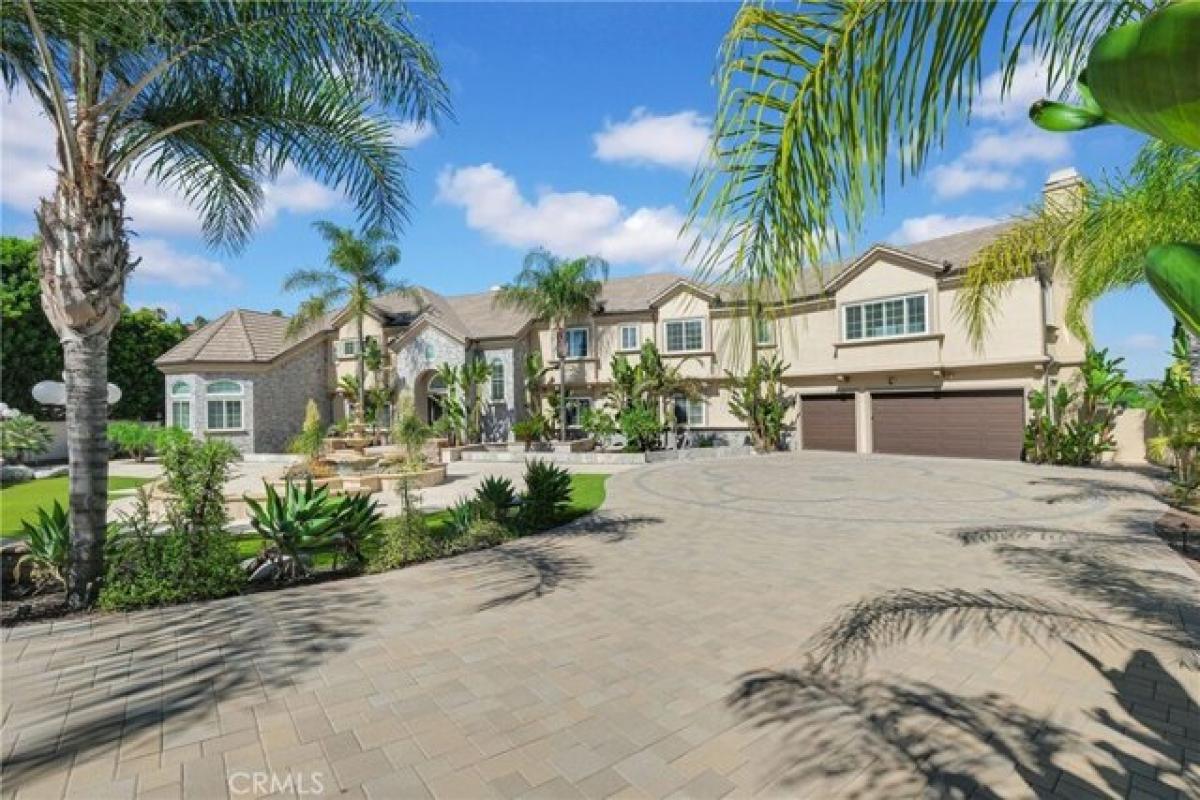 6 bedrooms House in Walnut, USA No. 380468