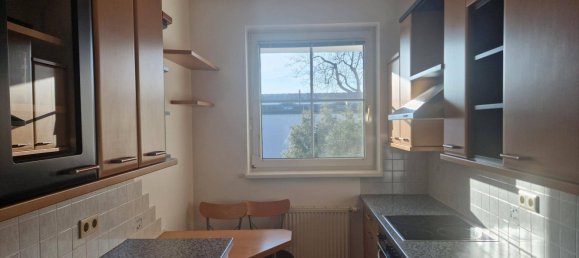 Apartamento de 2 dormitorios en Stockerau, Austria No. 94550 2