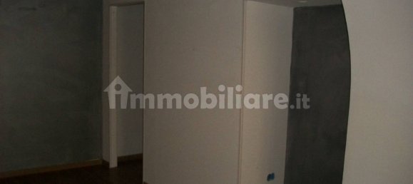 Коммерческая недвижимость с 1 комнатой в Ланчано, Италия № 106184 3