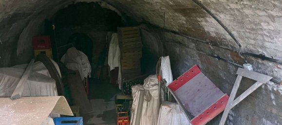 Apartamento de 7 divisões em Genoa, Italy N.º 33250 36