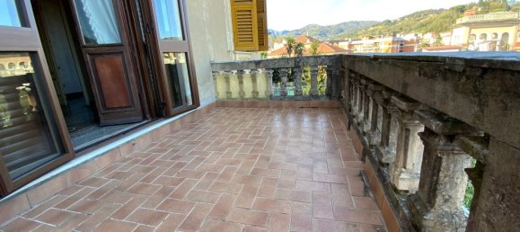 Apartamento de 7 divisões em Genoa, Italy N.º 33250 16
