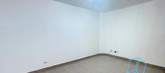 3 bedrooms Apartment in Cornella De Llobregat, Spain No. 140679 16
