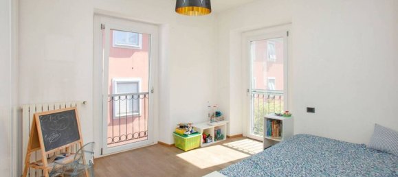Apartamento de 3 dormitorios en Milan, Italy No. 296852 16