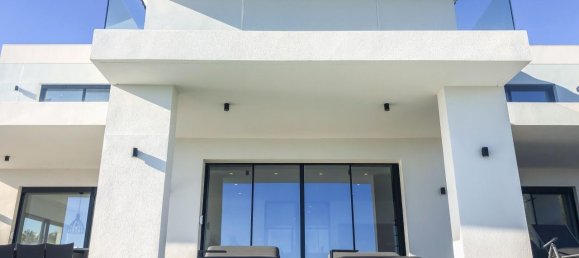 5 bedrooms House in Rojales, Spain No. 8611 11