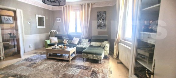 5 bedrooms House in Castelsarrasin, France No. 340370 2