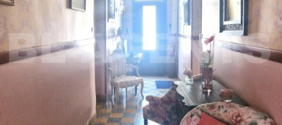 5 bedrooms House in Castelsarrasin, France No. 340370 16