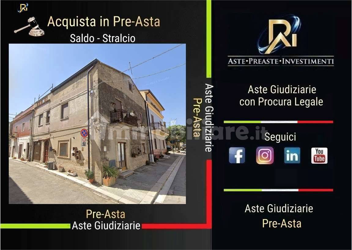 Apartamento de 2 dormitorios en San Paolo di Civitate, Italy No. 29447