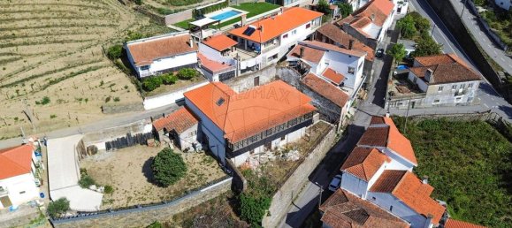 8 chambres Maison à Santa Marta de Penaguiao, Portugal No. 183744 4