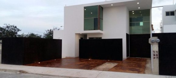 Дом с 3 спальнями в Мерида, Мексика № 32875 2