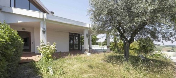 5 chambres Villa à Coriano, Italy No. 334900 8