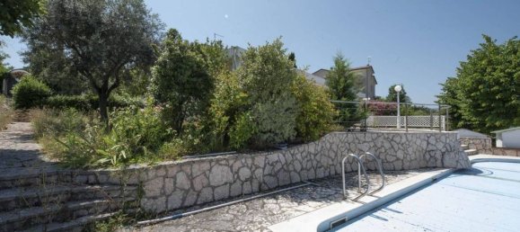 5 chambres Villa à Coriano, Italy No. 334900 2