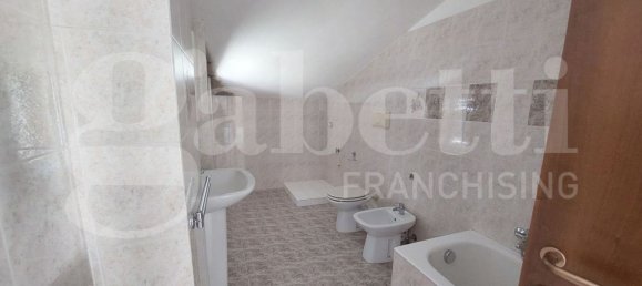 3 Schlafzimmer Penthouse in Tortoreto, Italy, Nr. 313974 17