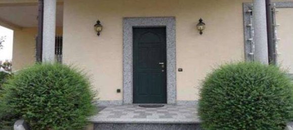 Villa de 4 divisões em Monza, Italy N.º 327620 2