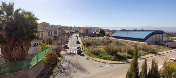 4 غرف نوم منزل في Jun, Spain رقم 94770 45