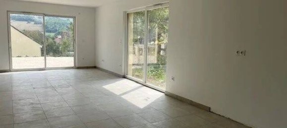 3 Schlafzimmer Haus in Cote-d'Or, France, Nr. 355525 10