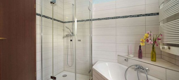 5 rooms House in Wandsbek, Germany No. 292474 17