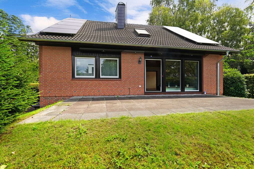 5 rooms House in Wandsbek, Germany No. 292474