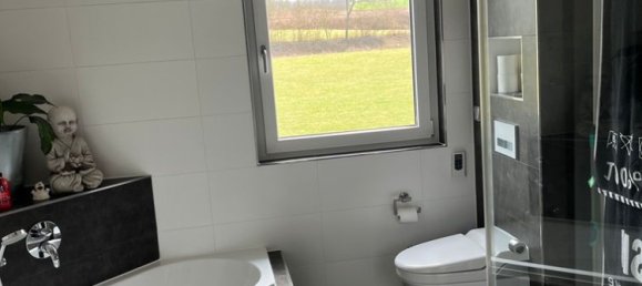 Здание 1050м² в Зале-Орла, Германия № 154355 11